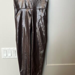 Chic Metallic Brown Leggings
